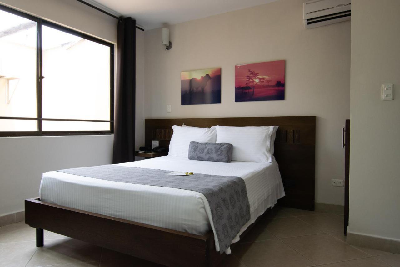 Hotel Poblado Boutique Express 메딜린 외부 사진