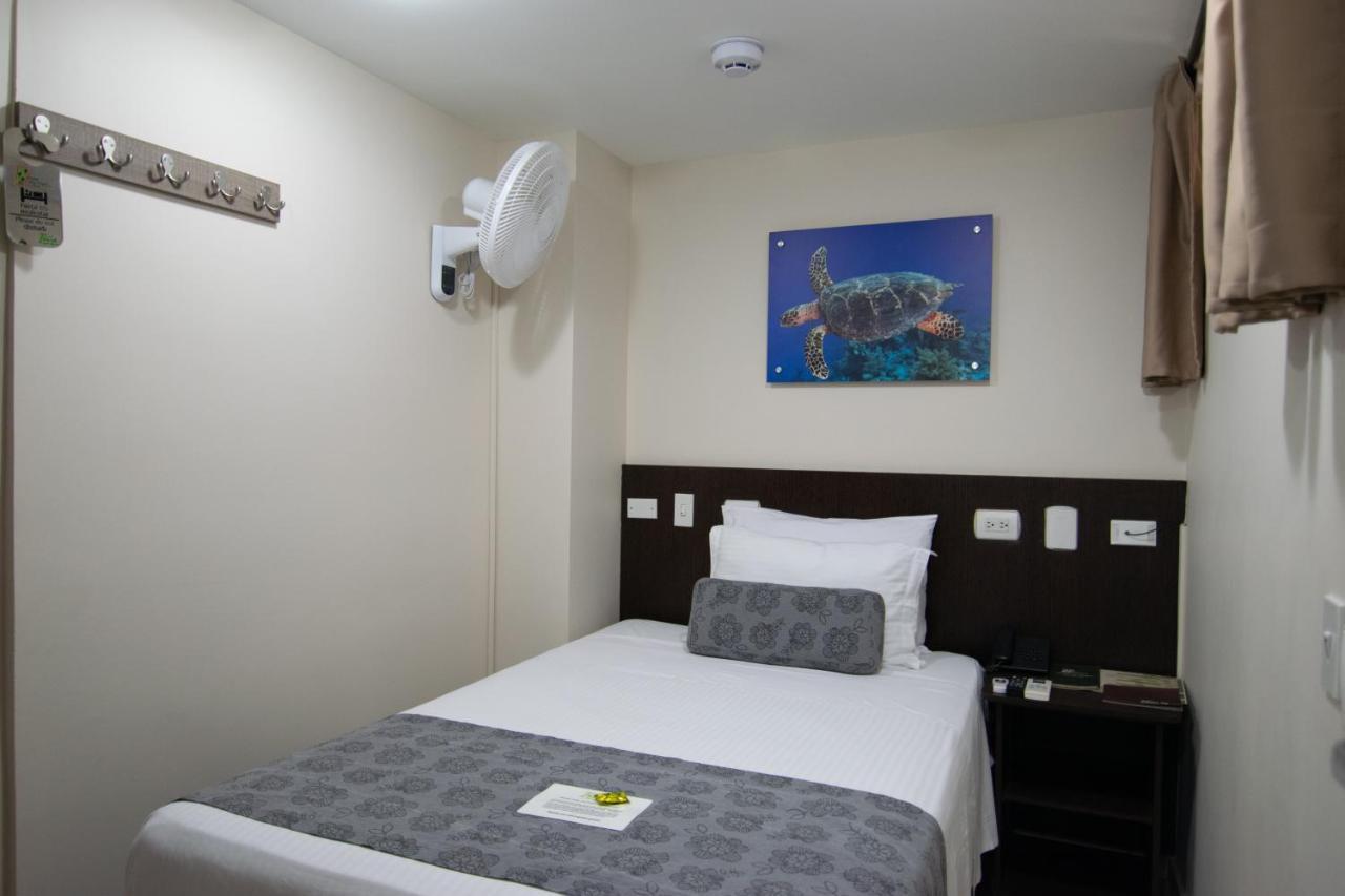 Hotel Poblado Boutique Express 메딜린 외부 사진