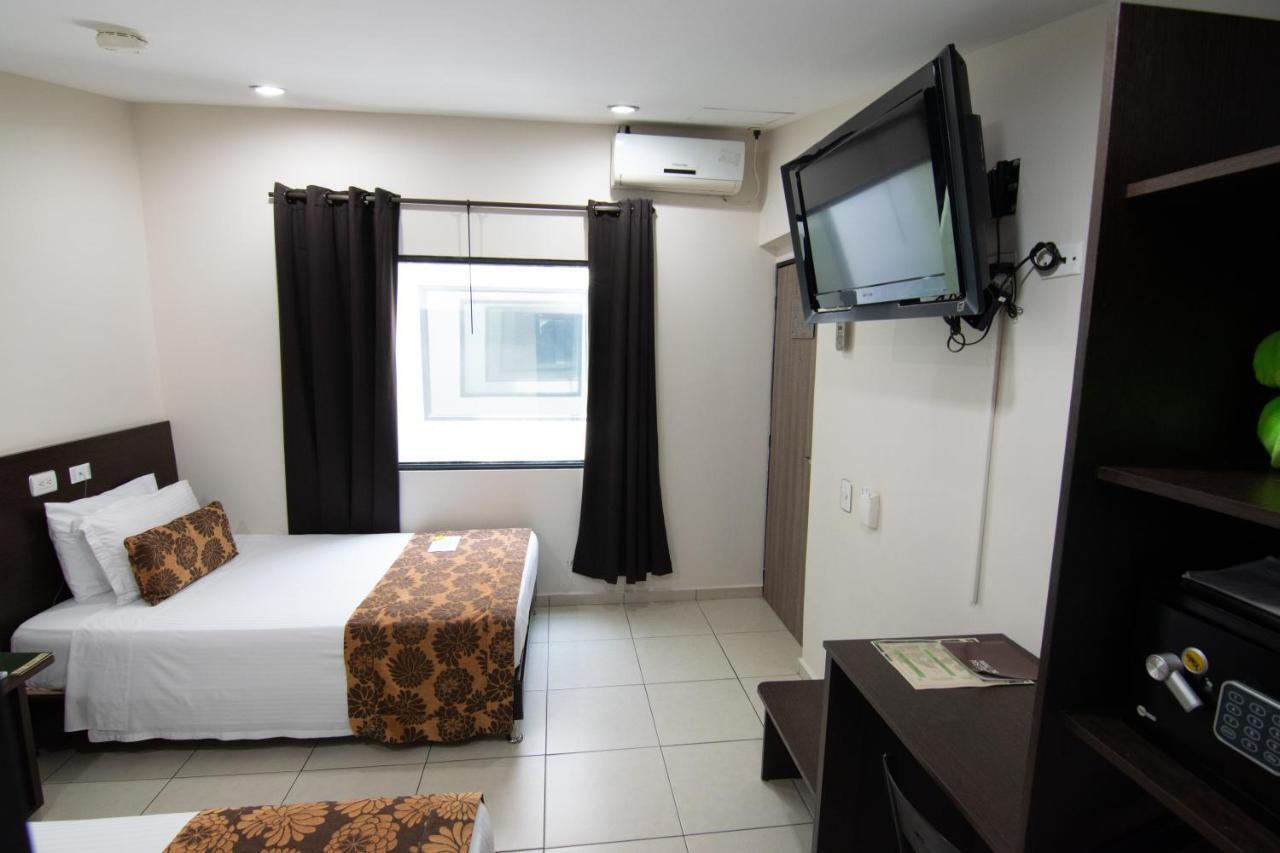Hotel Poblado Boutique Express 메딜린 외부 사진