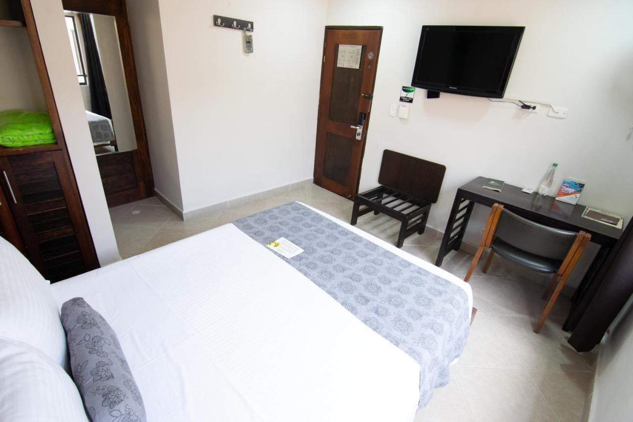 Hotel Poblado Boutique Express 메딜린 외부 사진